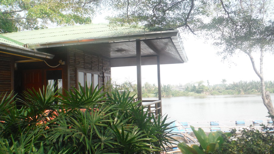 บ้านพักโซนติดน้ำ